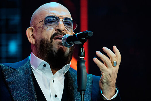 Шуфутинский предложил спросить его о колоноскопии