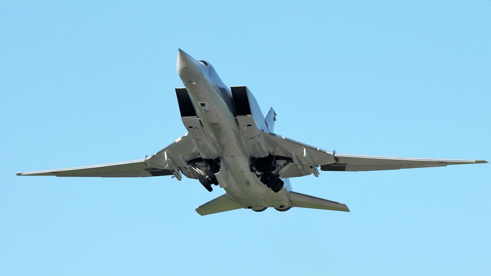 Российские бомбардировщики выполнили плановый полет над Балтийским морем