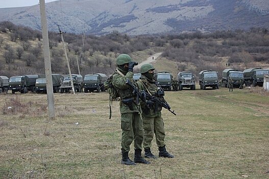 Вывод российских миротворцев из Карабаха подтвердил помощник Алиева