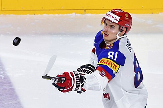 Хоккеист Орлов принял участие в матче со слабовидящими спортсменами