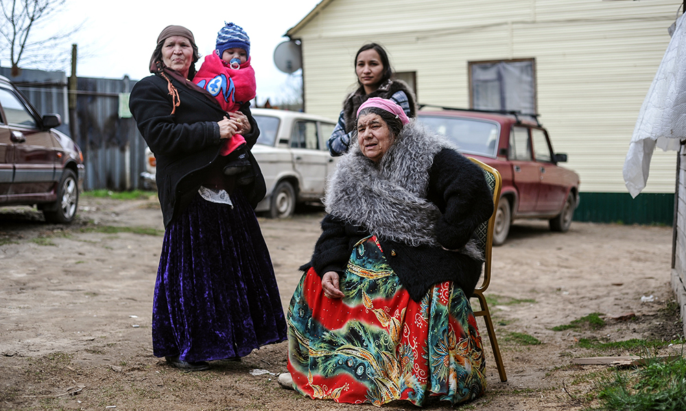 Жители российского города пожаловались на проблемы с цыганами