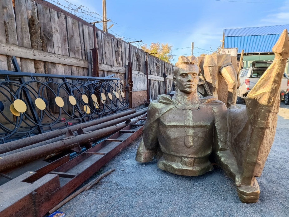 Глава СКР взял на контроль ход проверки демонтажа памятника Солдату-освободителю в Толмачево