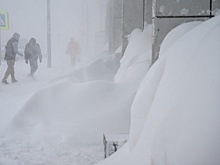 В столице Камчатки из-за продолжающегося циклона снова отменили занятия в школах