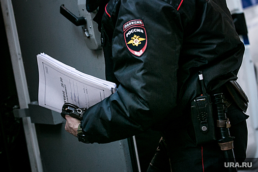 Екатеринбургские полицейские предстанут перед судом по делу о взятке