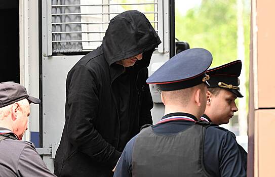 Суд рассмотрит иск Авраама Руссо к покушавшемуся на него охраннику Исмаилова