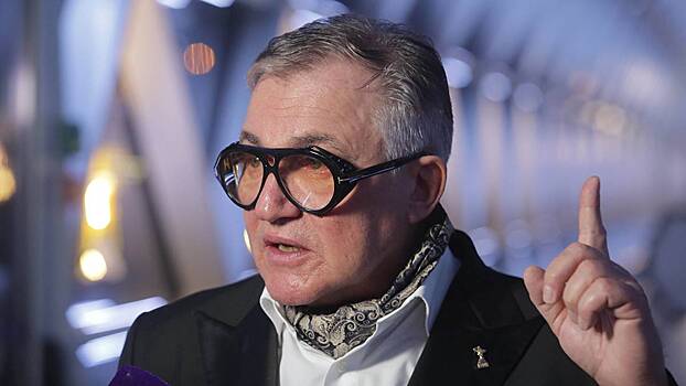 СМИ: Дибров начал встречаться с многодетной вдовой