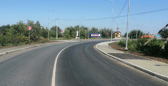 В рамках нацпроекта: завершен ремонт подъездной дороги к Звереву