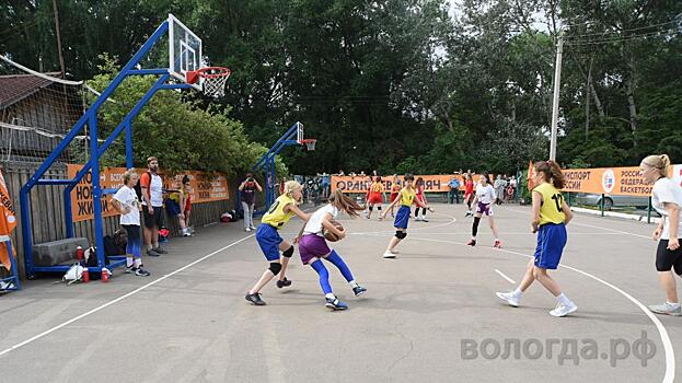 Победой чиновников завершилась очередная встреча «Доверяй, играя» в Вологде