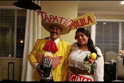 Мексиканская чета в костюмах острых соусов покорила интернет
