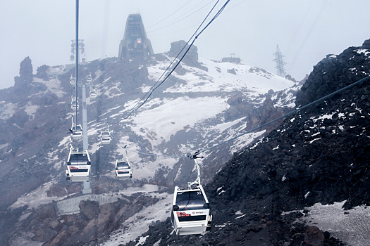 Самую высокогорную канатную дорогу Европы закрыли на неопределенный срок