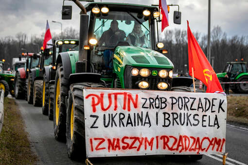 Премьер Польши Туск сравнил с хулиганами организаторов беспорядков в Варшаве