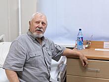 Возрастного механика с больными ногами спасли врачи в Новосибирске