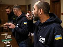 На Украине рассказали о борьбе с алкоголизмом в ВСУ с помощью алкоголя