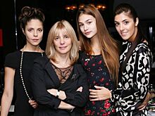 Дочери Веры Глаголевой почтили ее память