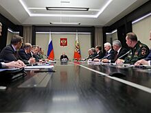 Песков анонсировал совещание Путина с СБ России