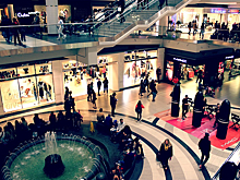 Девочки-подростки устроили драку в московском торговом центре