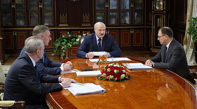 Лукашенко вспомнил «стебающих» его в предвыборную кампанию лиц и похвастался «прорывом»