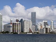 Мэр Майами заразился коронавирусом