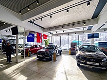 Названы "реальные" цены у дилеров на автомобили Lada