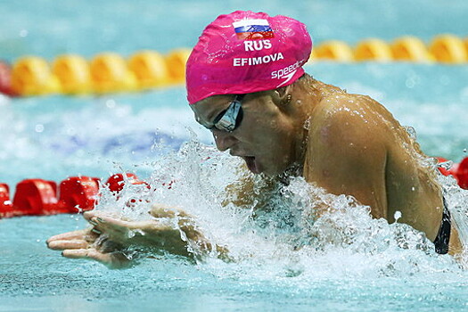 Ефимова выиграла золото чемпионата России на короткой воде
