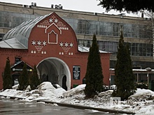 Стену Бугровского кладбища отреставрируют за 15,7 млн рублей