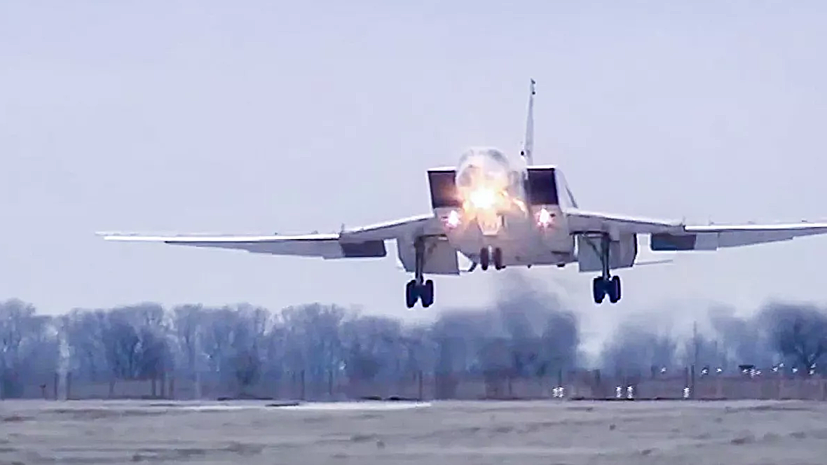 Норвежские F-16 сопроводили российские Ту-22М3