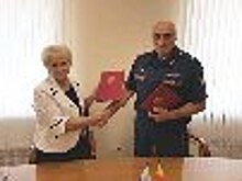 Начальник УФСИН России по Тверской области Александр Кузьмин и Уполномоченный по правам человека в Тверской области Надежда Егорова подписали соглашение о межведомственном взаимодействии