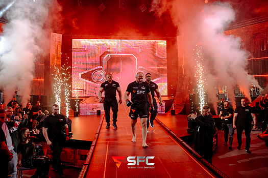 Шторм снёс американского бойца Миллендера. В Омске прошёл SFС-10