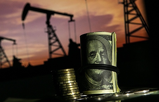 Российская нефть подешевела в два раза