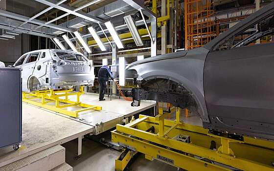 ЦСР: среди всех отраслей промышленности РФ автопром показал наихудший результат