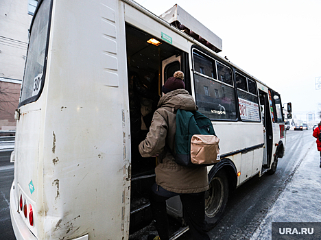 В Кургане изменят график движения автобусов из-за работников оборонного завода