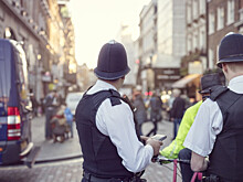 Полиция Лондона перестанет выезжать на вызовы к психбольным