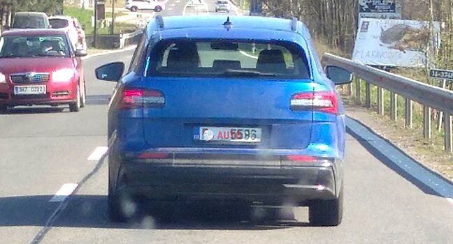 Новый кроссовер Skoda Enyaq iV уже вывели на дороги