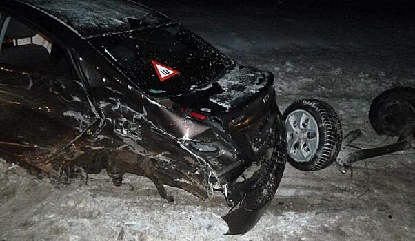 В Кировской области на трассе столкнулись «Солярис» и «Лада Калина»: два человека получили травмы