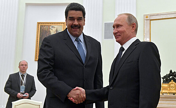 Деньги, нефть и газ: о чем Мадуро будет просить Путина