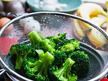 Россиянам объяснили, какой овощ защищает в сезон простуд