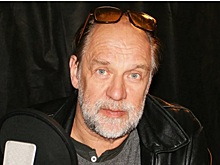 «Стыжусь быть русским». Где сейчас беглая звезда «Сватов» Александр Феклистов