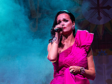 Певица Слава впервые рассказала о борьбе с раком