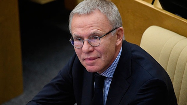 Спортсмен, депутат, телеведущий: Вячеслав Фетисов отмечает день рождения