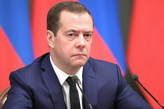 Медведев обещал жесткий ответ на попытки взыскать с РФ «компенсации» по Украине