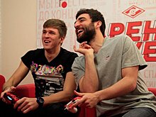 "Зенит" подписал Клаудиньо, "Спартак" продлил Соболева и Джикию, а Рошу отправил в Бразилию. Главное за 13 августа