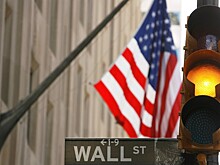 Индексы на Уолл-стрит изменились незначительно на фоне политической нестабильности