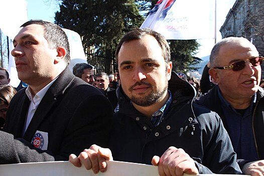 Депутату пришлось давать показания из-за пистолета на акции в Тбилиси