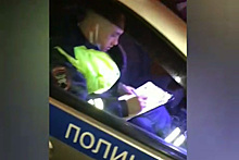 В Ростове-на-Дону инспектор ДПС ударил водителя по лицу