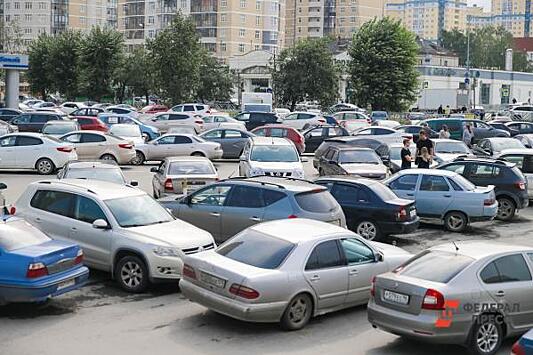 Хабаровские коммунисты хотят оставить местное правительство без роскошных авто