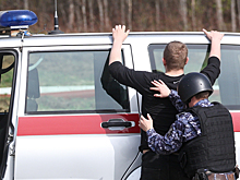 Поджигателей автостоянки во Владивостоке взяли под стражу