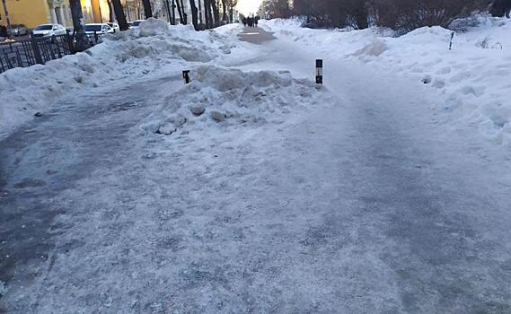 В Курске к уборке снега собираются привлечь предпринимателей