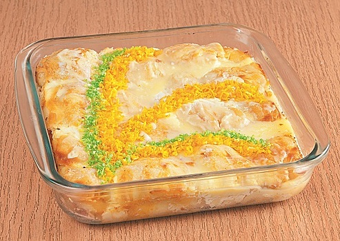 Печём баницу - болгарский пирог с начинкой из творога