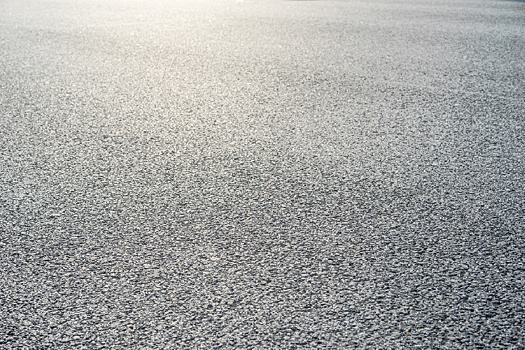 В мэрии Благовещенска рассказали, зачем дорожники вскрывают новый асфальт