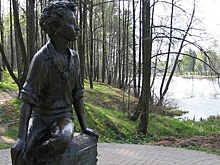 В Захарове Пушкин научился говорить по-русски